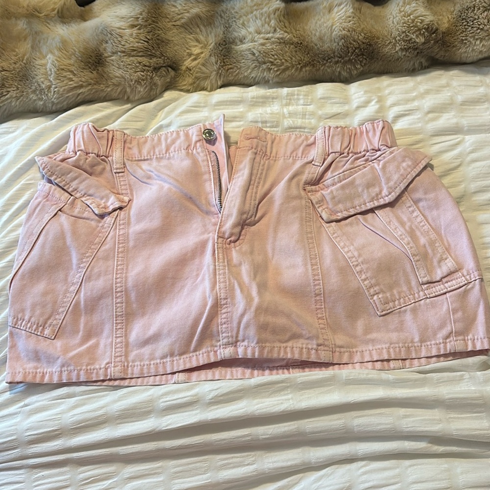 Large forever 21 skirt